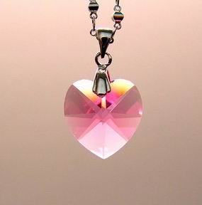 Pink Heart-Shape Crystal Pendant for Love and Romance Luck