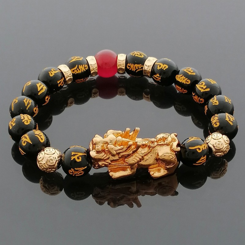 Feng Shui Golden Pi Yao Pi Xiu Lucky Charm Bracelet