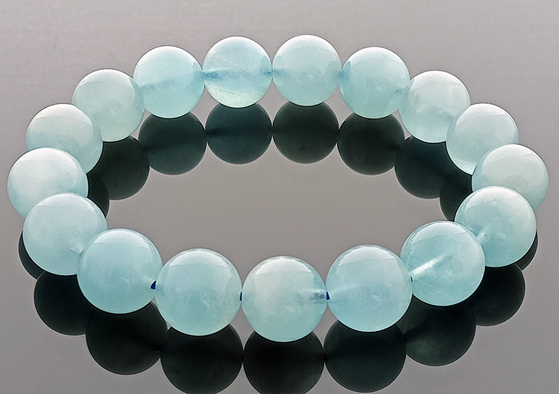 Natural Aquamarine Feng Shui Crystal Stretch Bracelet