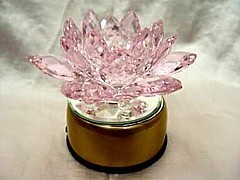 Crystal Lotus on a Rotating Stand (110 V) - Pink