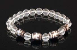 Hotu Dzi Beads with 8mm Smooth Clear Quartz Bracelet
